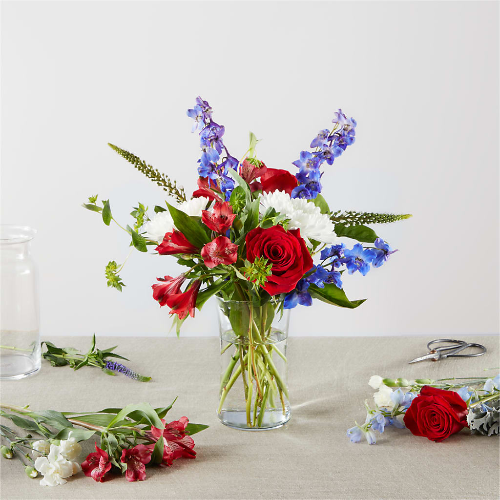 Star Spangled - A Florist Original – Visalia Flower Shop, Visalia CA
