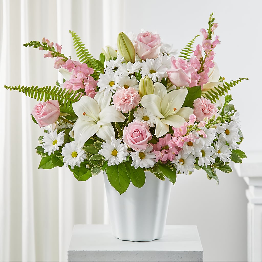Soft Touch Tabletop Basket – Visalia Flower Shop, Visalia CA