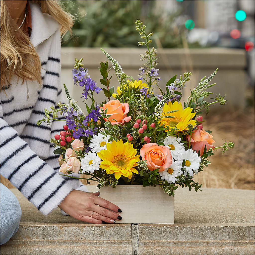 The Good Life Bouquet –  Visalia Flower Shop, Visalia CA