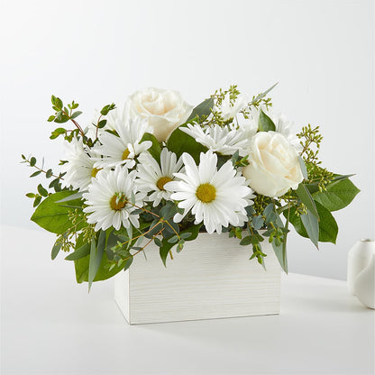 Fresh Linen Box Bouquet –  Visalia Flower Shop, Visalia CA