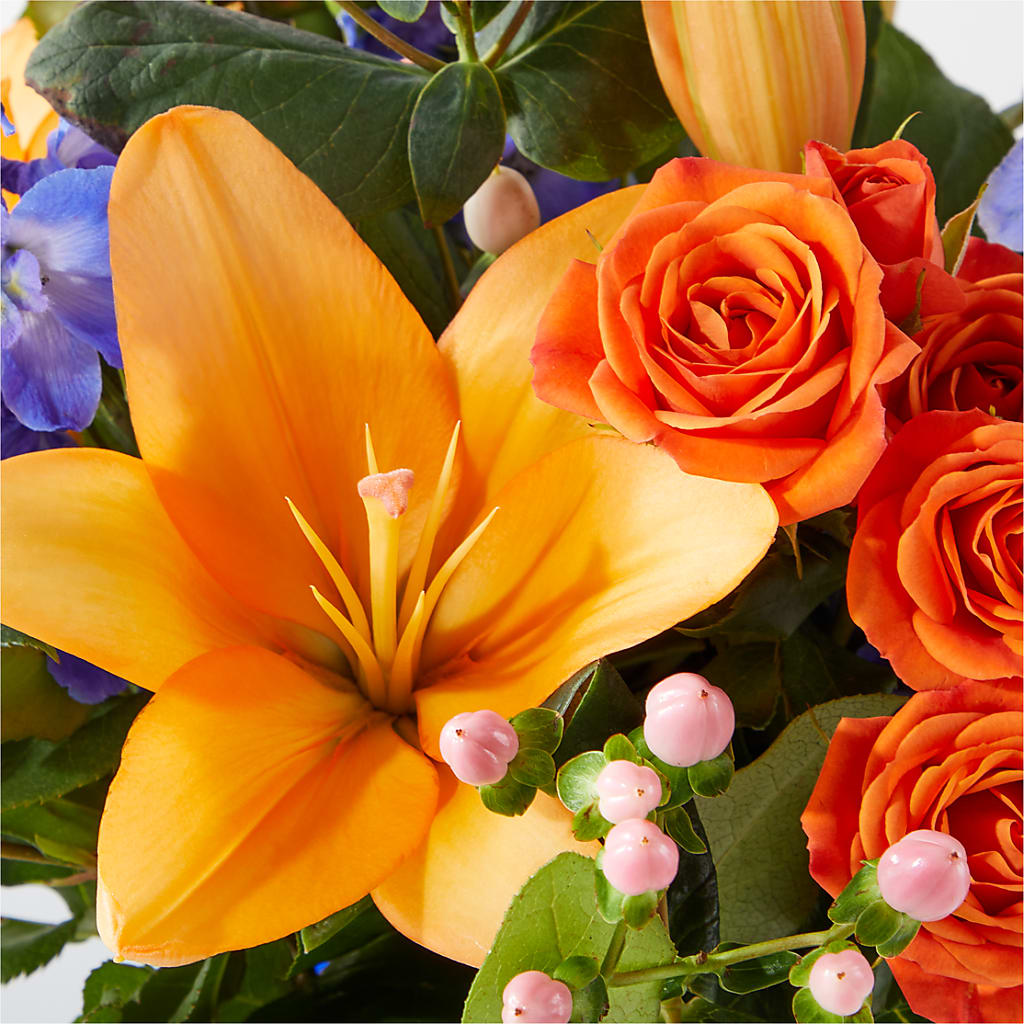Radiant Citrus Bouquet –  Visalia Flower Shop, Visalia CA