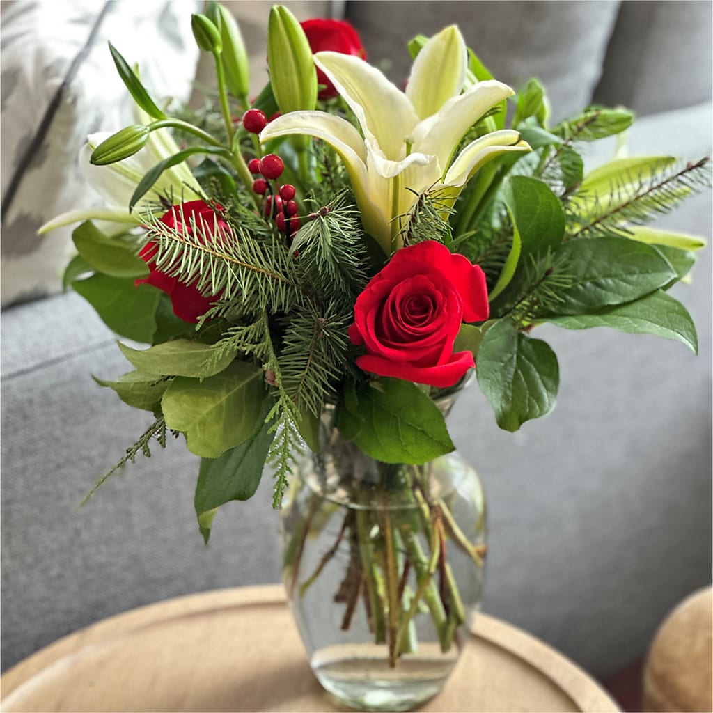Sparkling Snowflakes Bouquet –  Visalia Flower Shop, Visalia CA