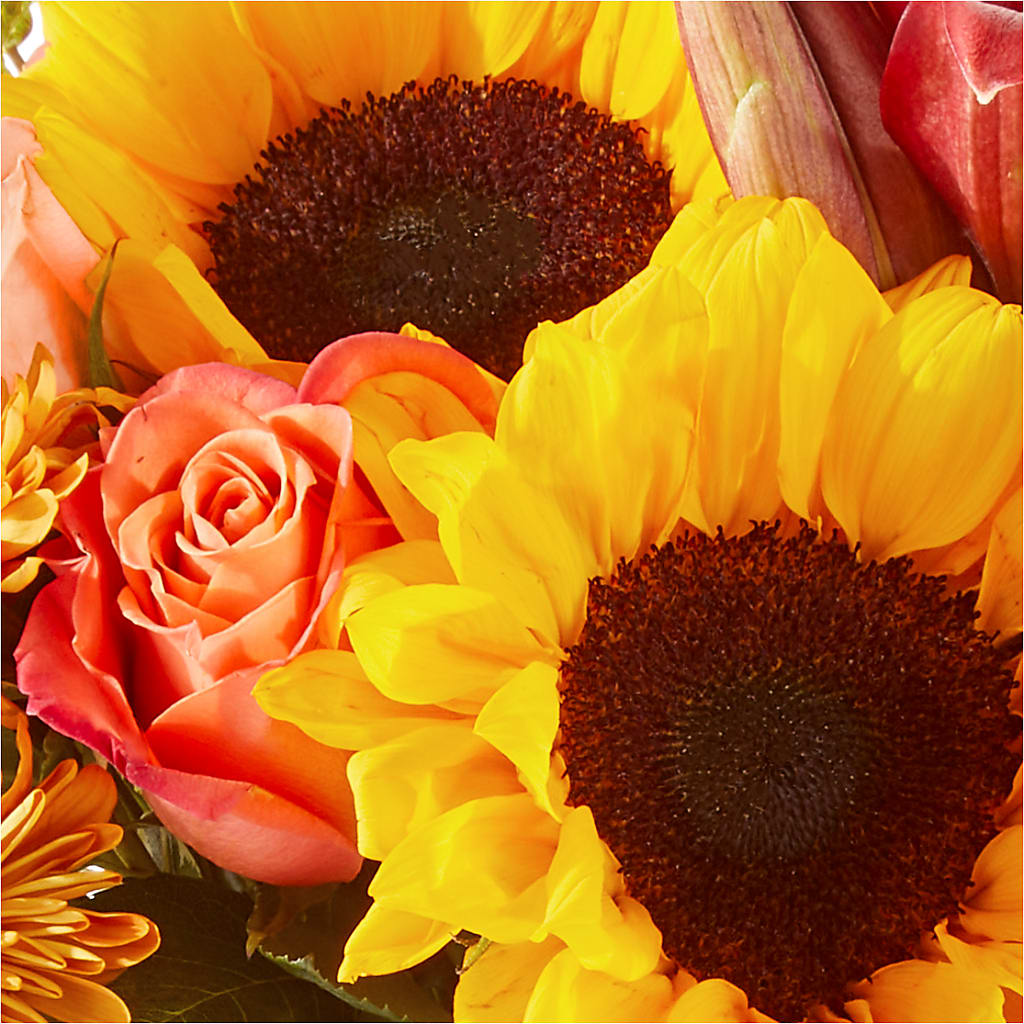 Acorn Lane Bouquet –  Visalia Flower Shop, Visalia CA
