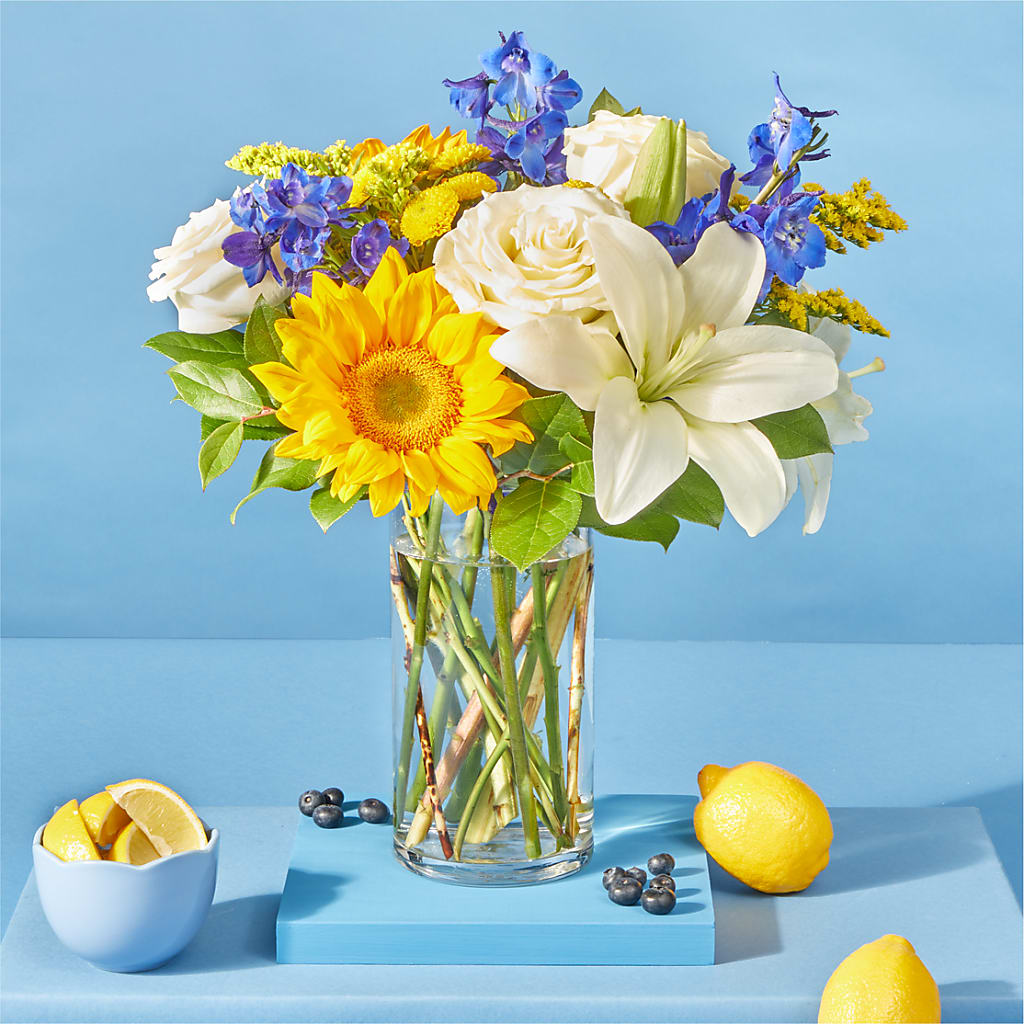 Stargazing Bouquet –  Visalia Flower Shop, Visalia CA