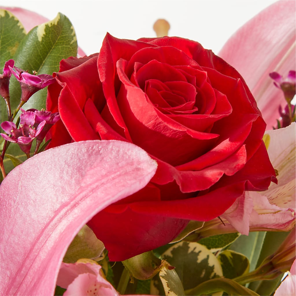Lucky in Love Bouquet –  Visalia Flower Shop, Visalia CA
