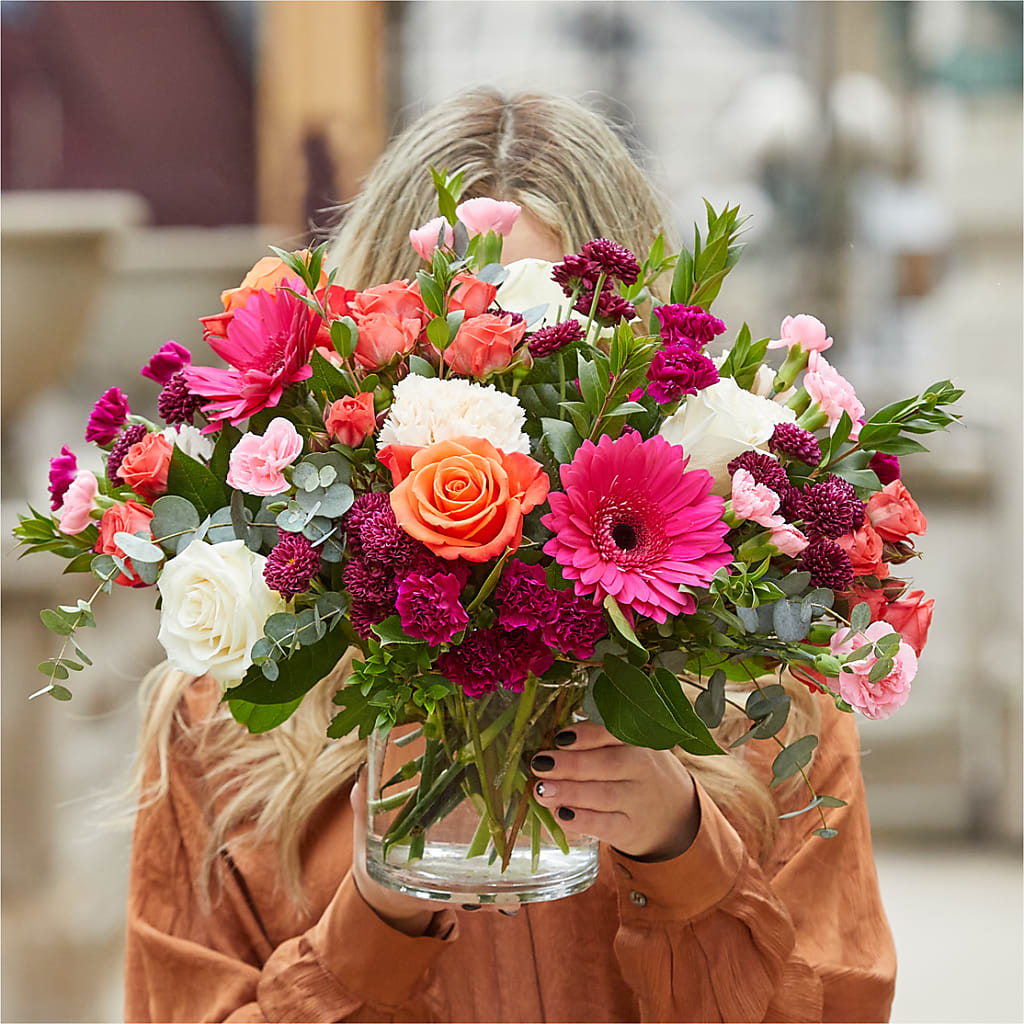 Smell the Roses Bouquet –  Visalia Flower Shop, Visalia CA