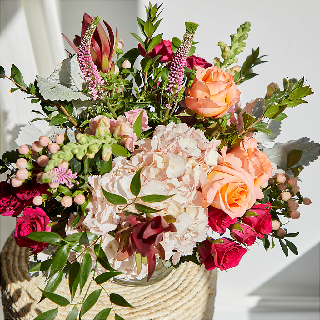 Glitz & Glam Bouquet –  Visalia Flower Shop, Visalia CA