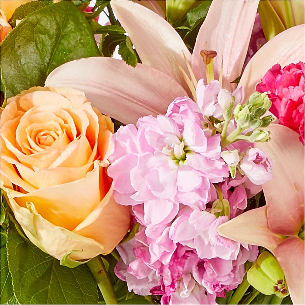Bisous Bouquet –  Visalia Flower Shop, Visalia CA