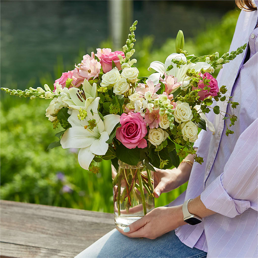 Fondly Bouquet –  Visalia Flower Shop, Visalia CA